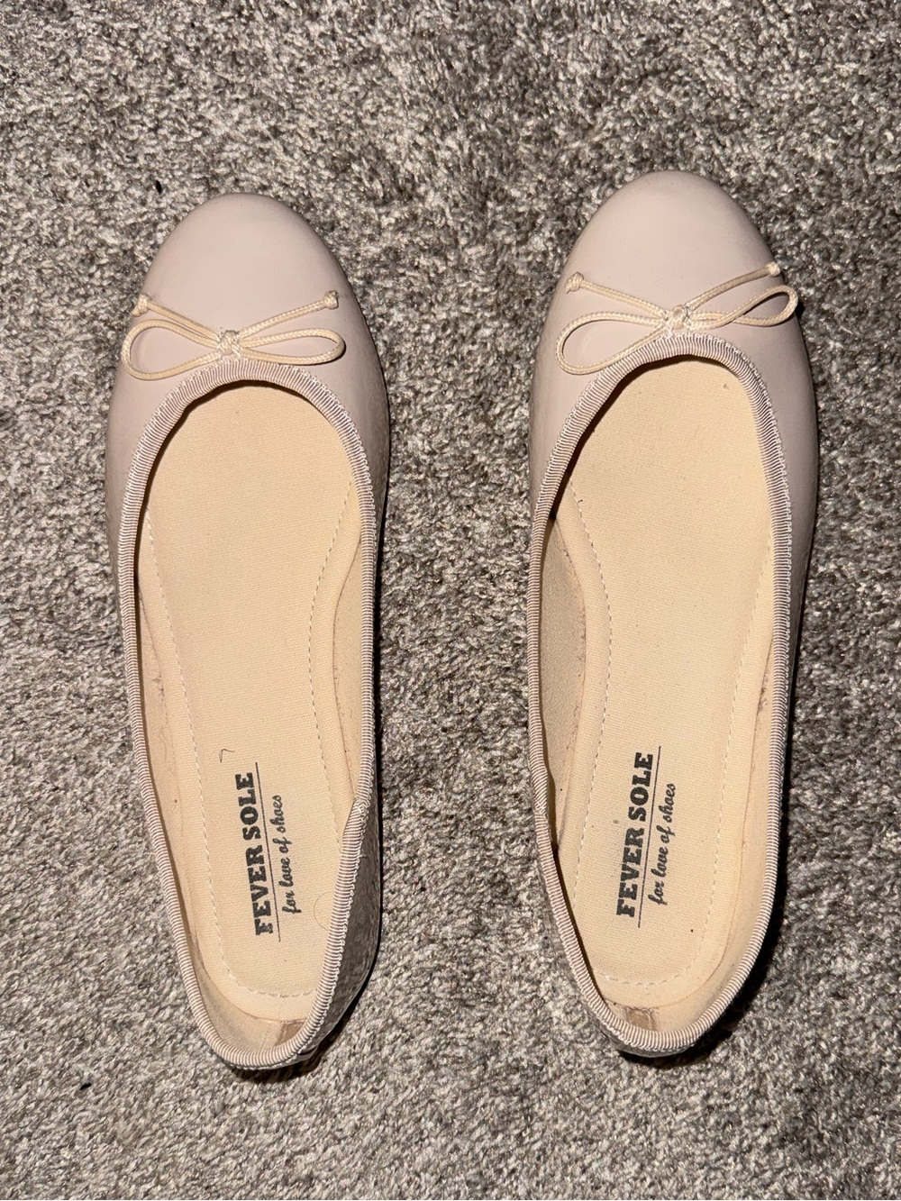 Ballet Flats in Light Beige
